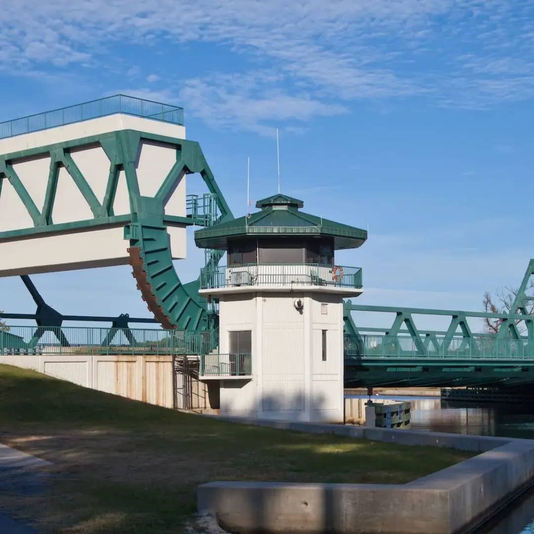 Chesapeake bridge and waterfront service area